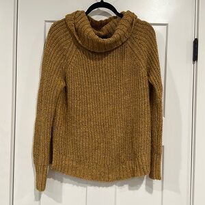 Golden and Black Woven Sweater with Folded Collar